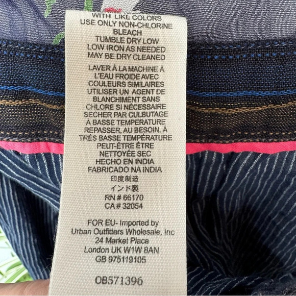 Free‎ People Hearts & Colors Oversized Navy Blouse Sheer Floral Pinstripe small - Picture 9 of 9